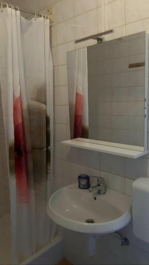Apartman Lori Novi Vinodolski Exteriör bild