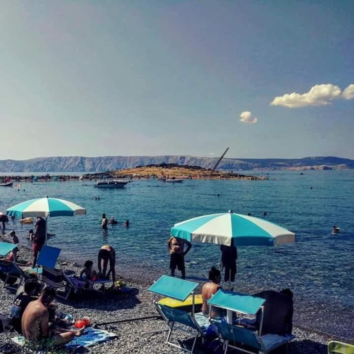 Apartman Lori Novi Vinodolski Exteriör bild